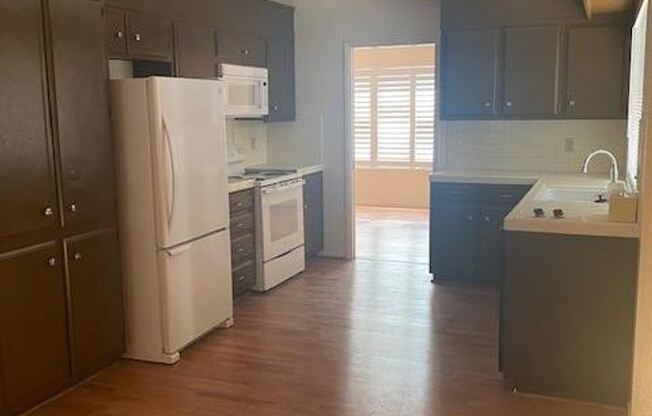3716 Portage South Circle