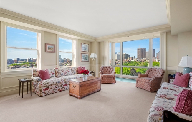 2 Commonwealth Avenue