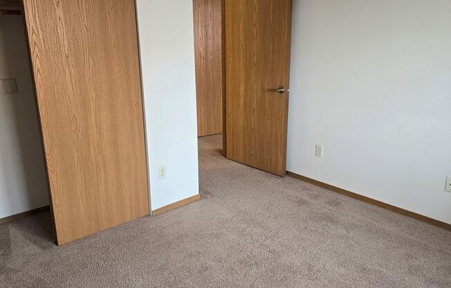 2 beds, 1 bath, 1,050 sqft, $1,269, Unit PL 7303