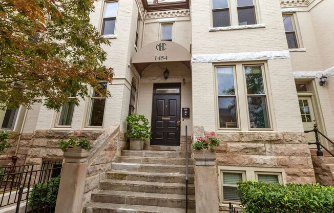 Professionally Managed & Recently Renovated // 2 Bedroom 2 Bathroom Condo // Meridian Hill Park/Cardozo// Exposed Brick!