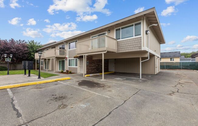 Pacific Manor Apartments