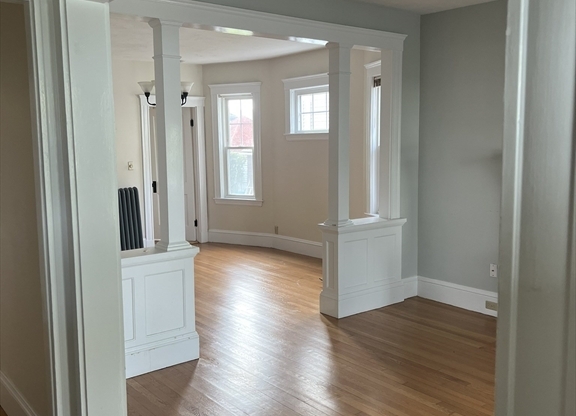 111 E ELM AVE