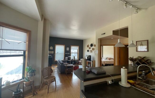 624 E. Ogden Ave