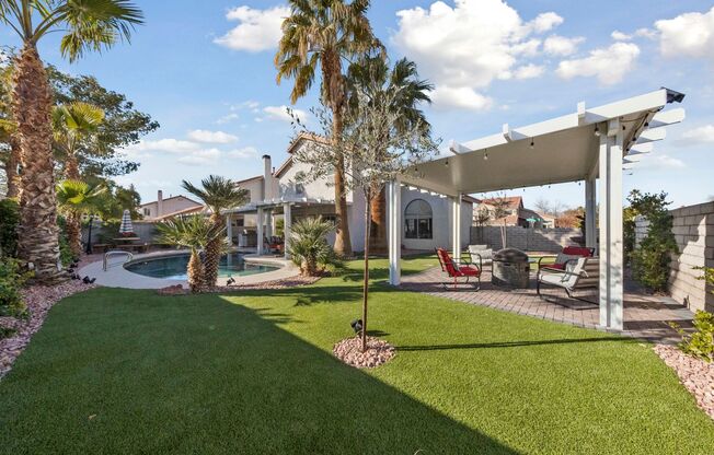 Fully furnished gorgeous Silverado Ranch home!