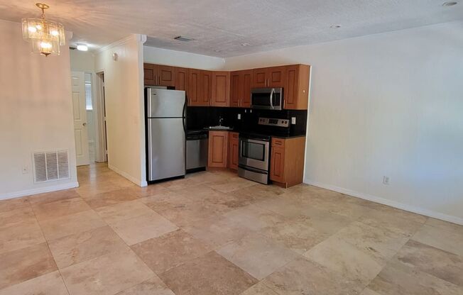 1 bed, 1 bath, $1,700, Unit # #D 11