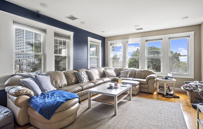 398 E 8 ST