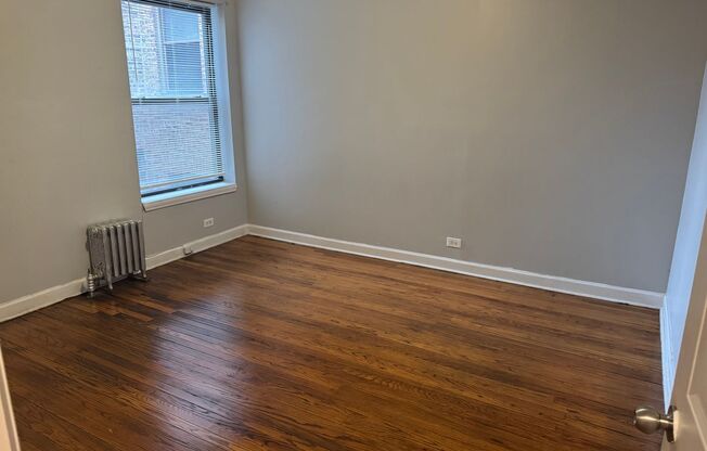 6832-34 South East End