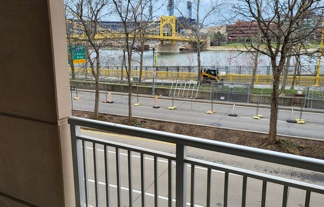 1 bed, 1 bath, 995 sqft, $2,140, Unit 202