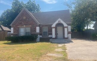 804 Austin St Arlington,76012