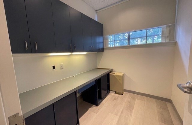 Studio, 1 bath, 1,041 sqft, $3,500, Unit 106