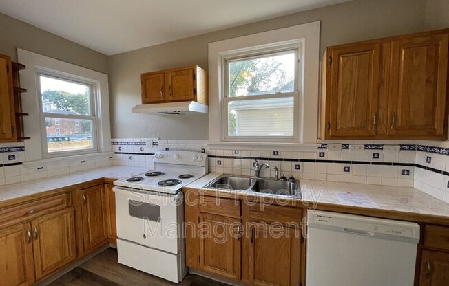 3139 FAIRFIELD AVE
