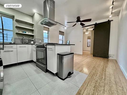 431 W 121 ST