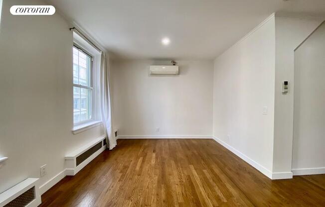 59 GRAND ST
