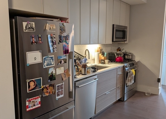 1 bed, 1 bath, 665 sqft, $2,700, Unit PH6