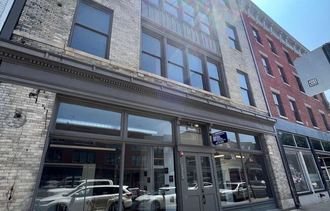 1322 W Broad St