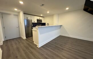 3 beds, 2 baths, 1,292 sqft, $1,995, Unit Unit 113 (Loft)