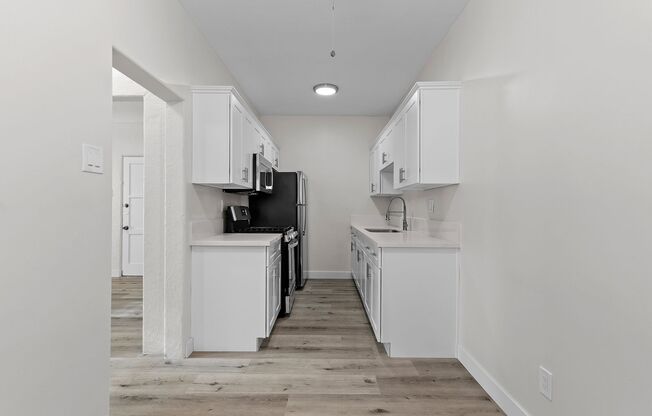 1 bed, 1 bath, 489 sqft, $1,695, Unit 726-04