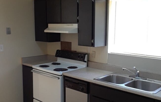 3022 N 37 ST