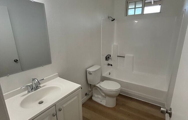 Charming Renovated 3 Bedroom/2 Bath Single Story Home! La Mesa! $3,295