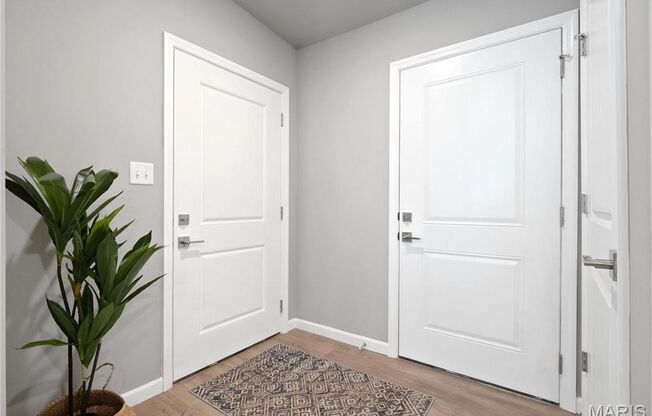 2 beds, 2 baths, 1,297 sqft, $2,200, Unit Biscayne Bay Place - 124