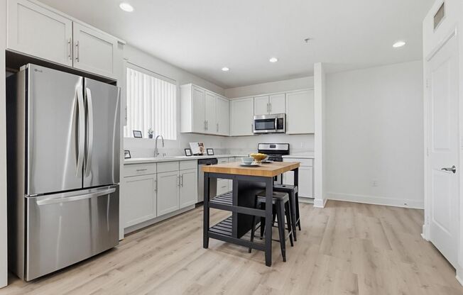 2 beds, 2 baths, 1,127 sqft, $3,550, Unit 105