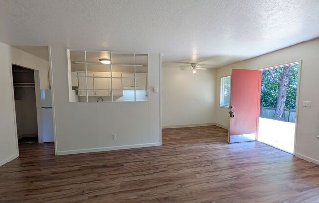 1 bed, 1 bath, 650 sqft, $1,160, Unit 3515-14