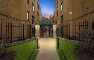 2 beds, 1 bath, 720 sqft, $1,695, Unit 1540-1M