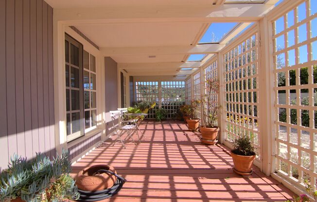 Architect’s Dream with Panoramic Valley Views in Private Calabasas Cul-de-Sac