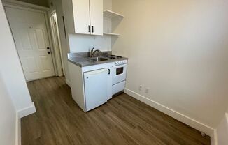 Studio, 1 bath, 116 sqft, $895, Unit 205