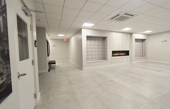 1 bed, 1 bath, $3,200, Unit 305