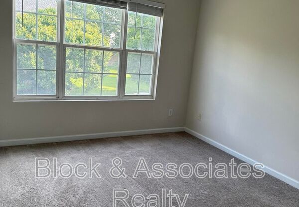 537 WRITERS WAY