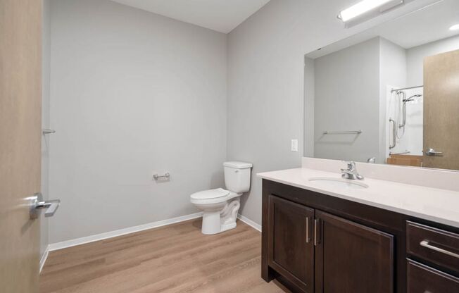 1 bed, 1 bath, 665 sqft, $1,250, Unit 1323