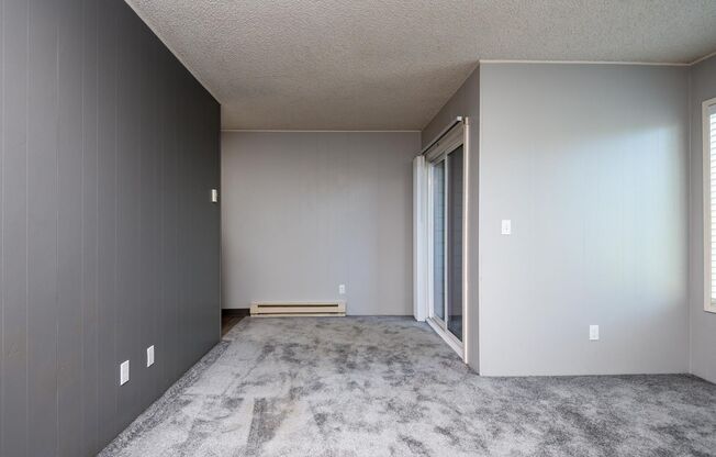 1 bed, 1 bath, 550 sqft, $1,395, Unit A04