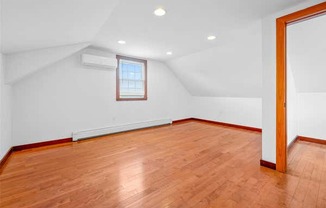 38 42 216 ST