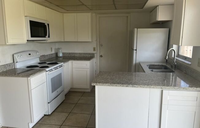 2 beds, 2 baths, $1,800