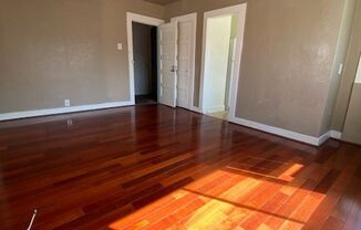 Studio, 1 bath, 500 sqft, $1,395, Unit 6