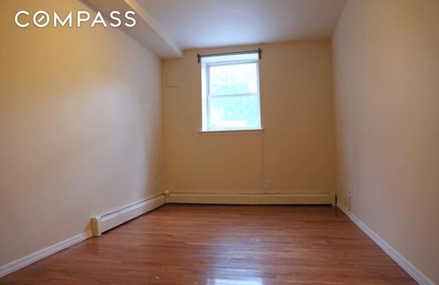382 CENTRAL AVE
