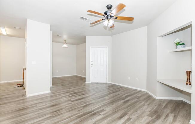 Home - Oaks at La Cantera - San Antonio, TX