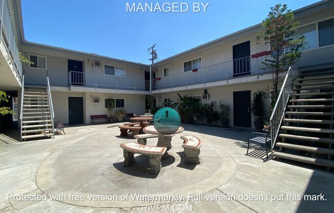 Studio, 1 bath, 250 sqft, $975, Unit O