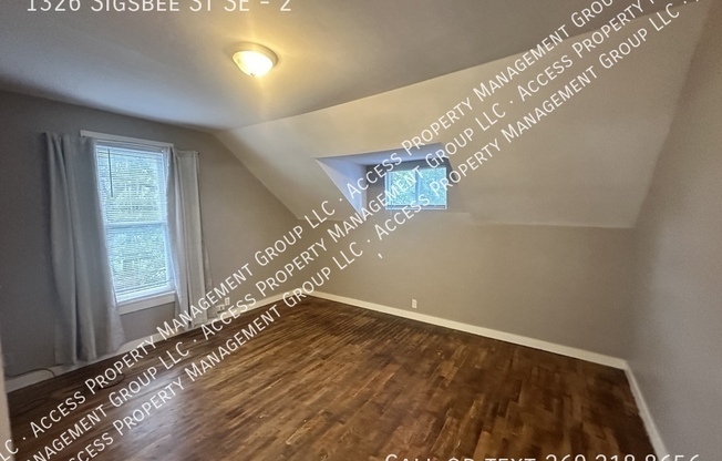 1326 SIGSBEE ST SE