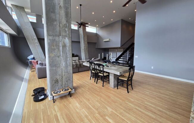 3 beds, 2.5 baths, 2,375 sqft, $4,995, Unit 1B