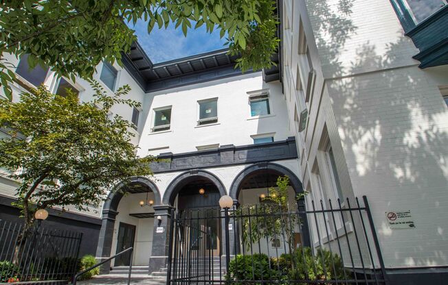 1 bed, 1 bath, 552 sqft, $1,695, Unit 306