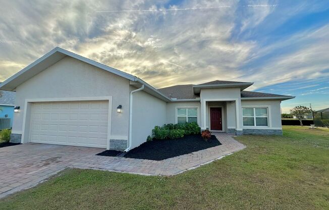 Modern & Spacious 3 Bed + Den, 2 Bath with 2 Car Garage Available Now in Punta Gorda