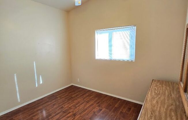 Studio, 1 bath, $1,350