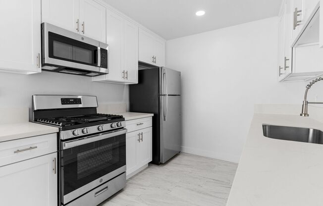 1 bed, 1 bath, 638 sqft, $1,895, Unit 537-02