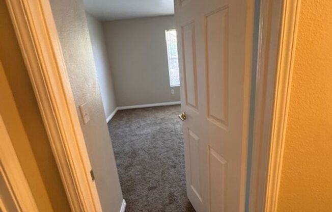2 beds, 2 baths, $1,550