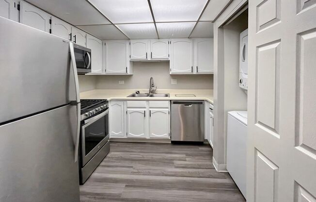 2 beds, 2 baths, 1,071 sqft, $2,195, Unit 2025C-302C