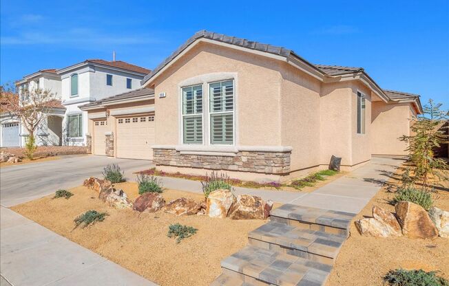 Expansive 4-bedroom Single Story in Henderson