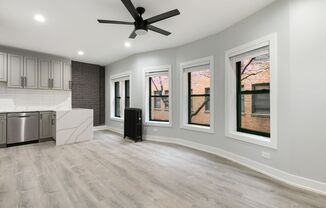 7736-42 N Eastlake Terrace