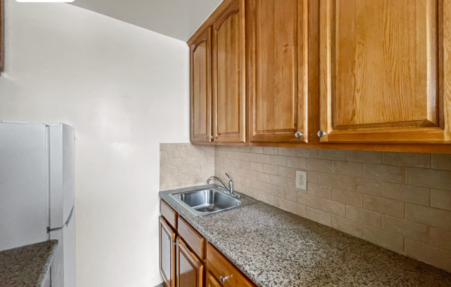 Studio, 1 bath, $1,850, Unit 4K